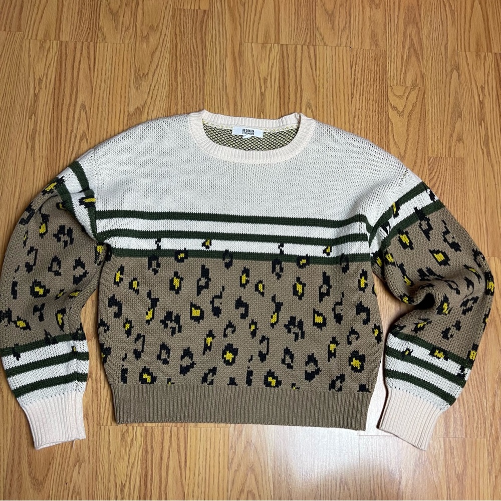 BB Dakota Women's Leopard Print Sweater - White, Green, Brown